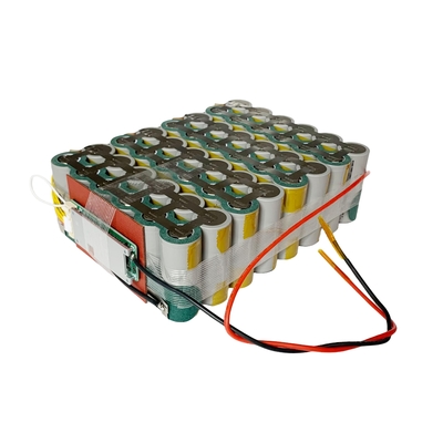 Longer Service Life, Wide Temperature Range 25.6V 22Ah LiFePO4 Solar Street Light Battery
